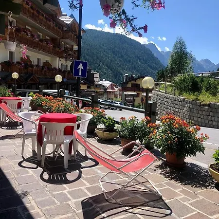 Hotel Zeni