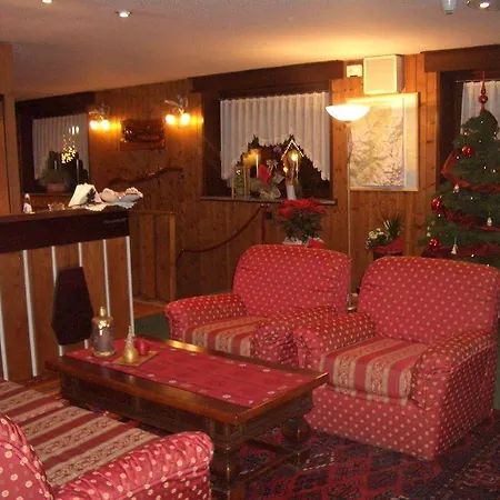 Zeni Hotel